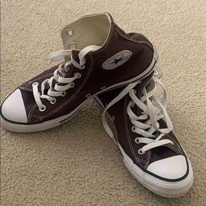 High top converse all stars maroon